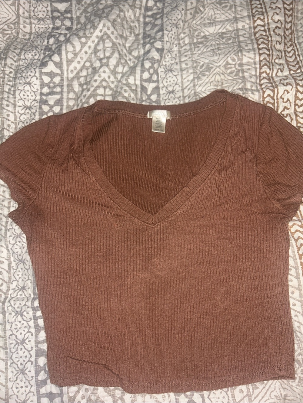 Bozzolo Rust Ribbed V-Neck Top